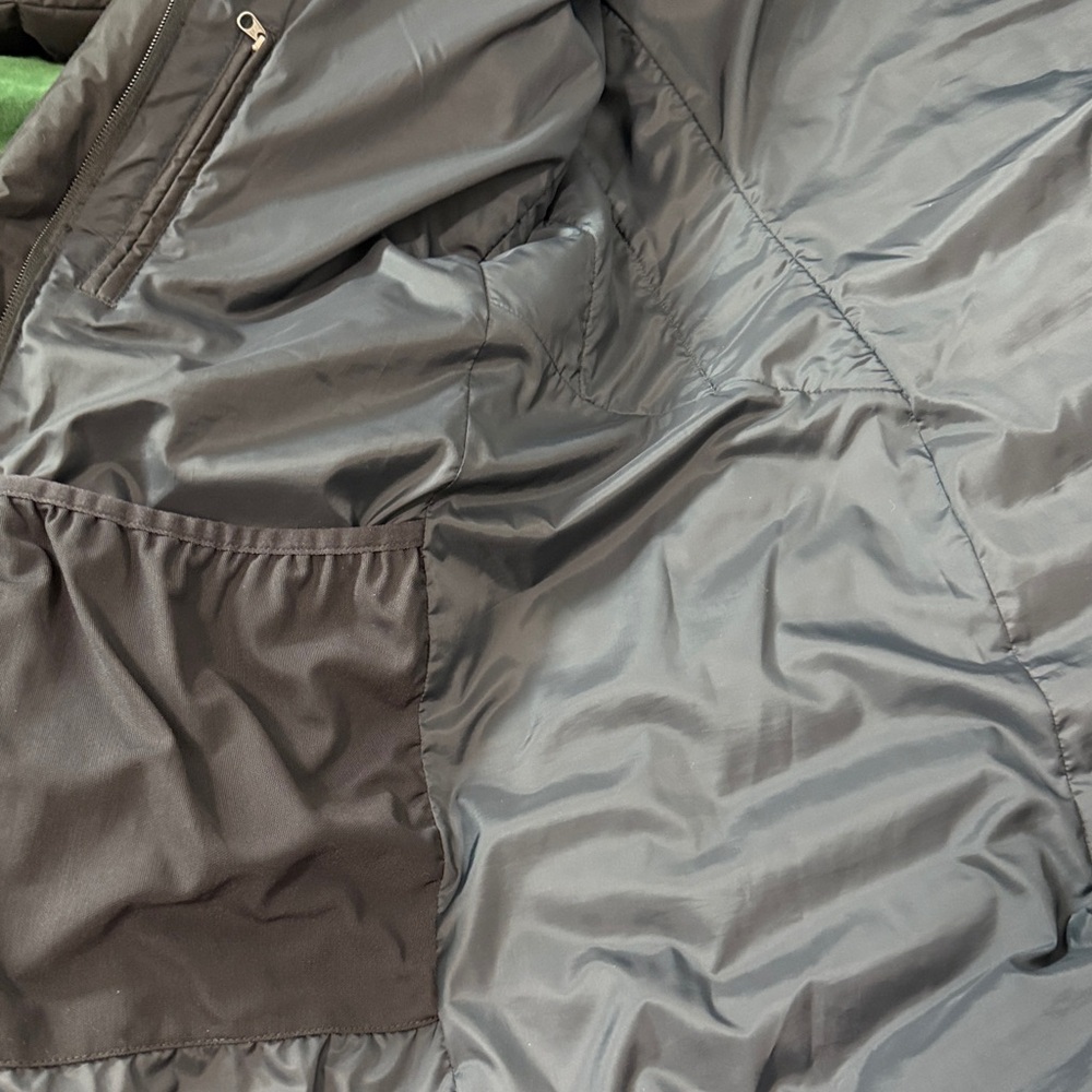 Duluth Trading Co Women's Black Puffer Coat - Picture 9 of 10